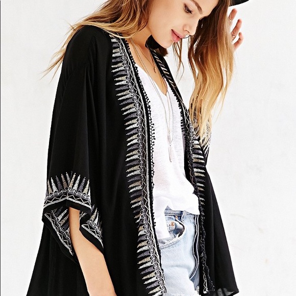 Urban Outfitters Embroidered Kimono - Picture 2 of 3